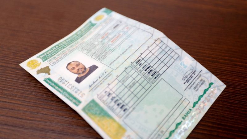 Bahia entrega primeira CNH do Brasil emitida no estado