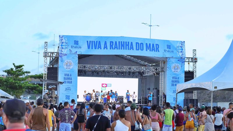 Festa de Iemanjá movimenta Ilhéus com celebrações religiosas e shows musicais