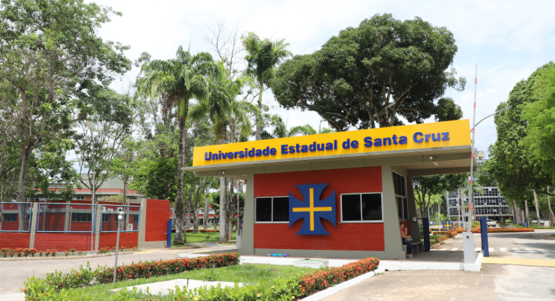 Uesc abre ano letivo de 2026 com obras, concursos e modernização tecnológica