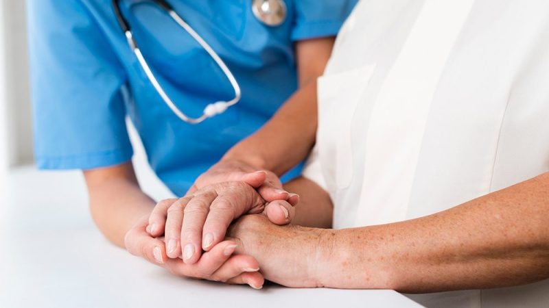 Governo da Bahia anuncia novos reajustes salariais para servidores da saúde