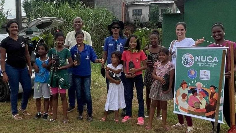 Jovens do NUCA participam de ações para proteção do meio ambiente em Ilhéus