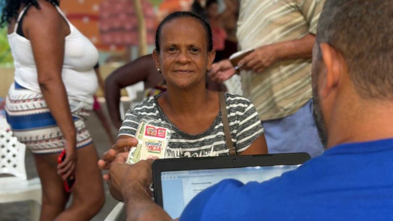 Prefeitura de Ilhéus inicia entrega de vouchers para os kits da Semana Santa