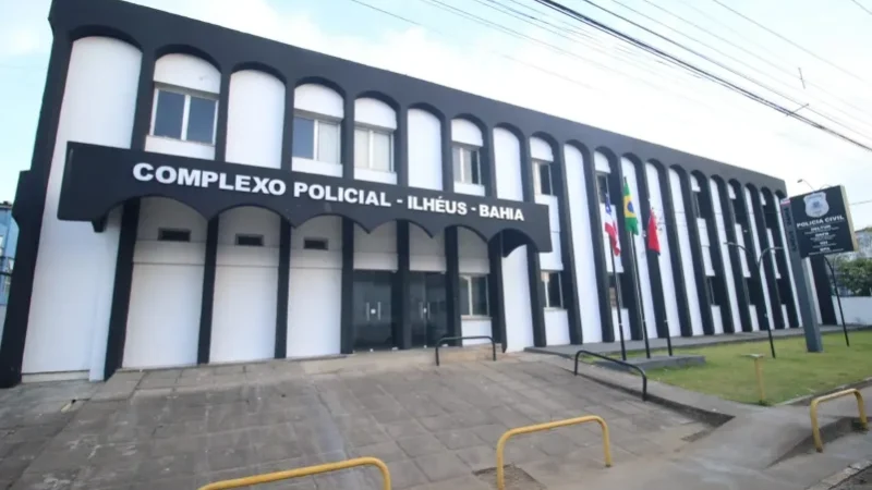 Homem acusado de atacar irmão com taco de beisebol é preso em Ilhéus