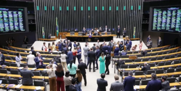 Câmara aprova projeto que amplia transparência e limita sigilo sobre gastos públicos