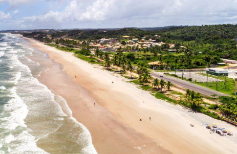 MPF investiga ocupações irregulares e possíveis impactos ambientais em praias de Ilhéus