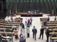 Câmara dos Deputados abre concurso com salários de...
